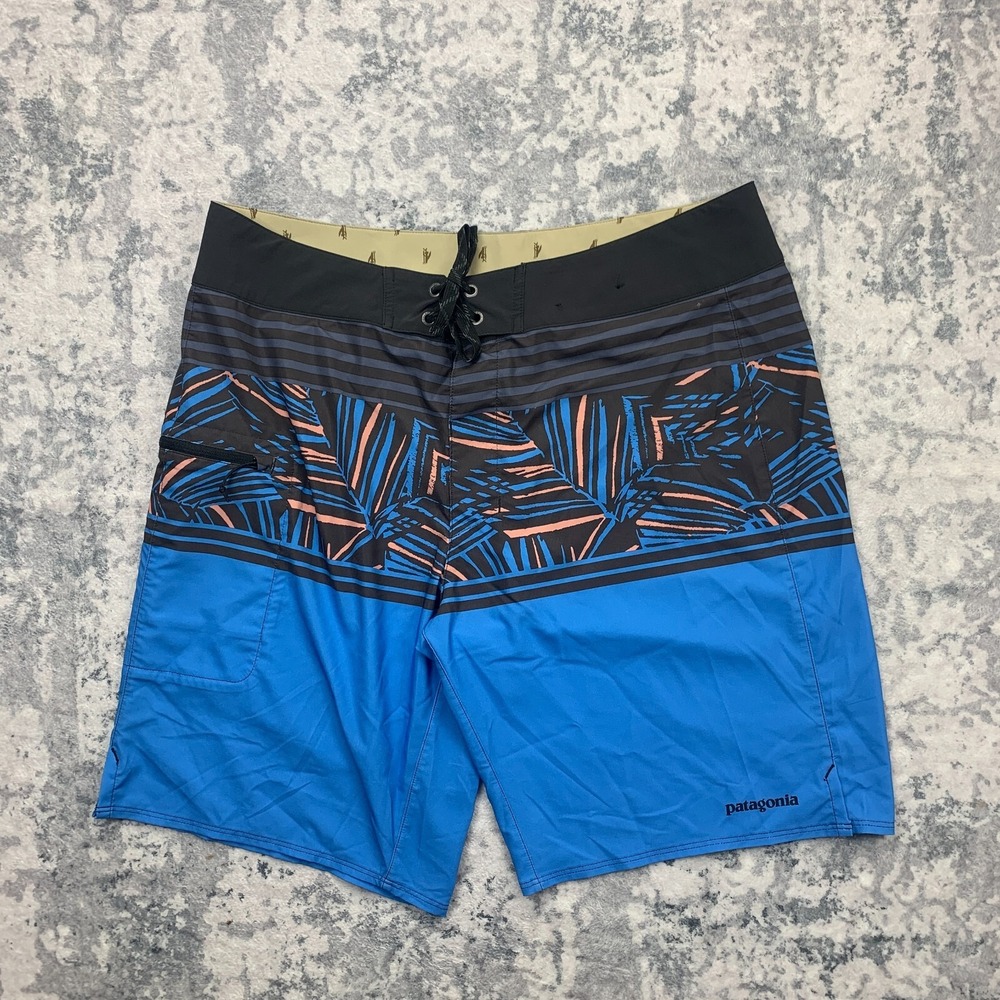 Patagonia Mens Board Shorts 34 Blue Unlined Swim Trunks Geometric Outdoor